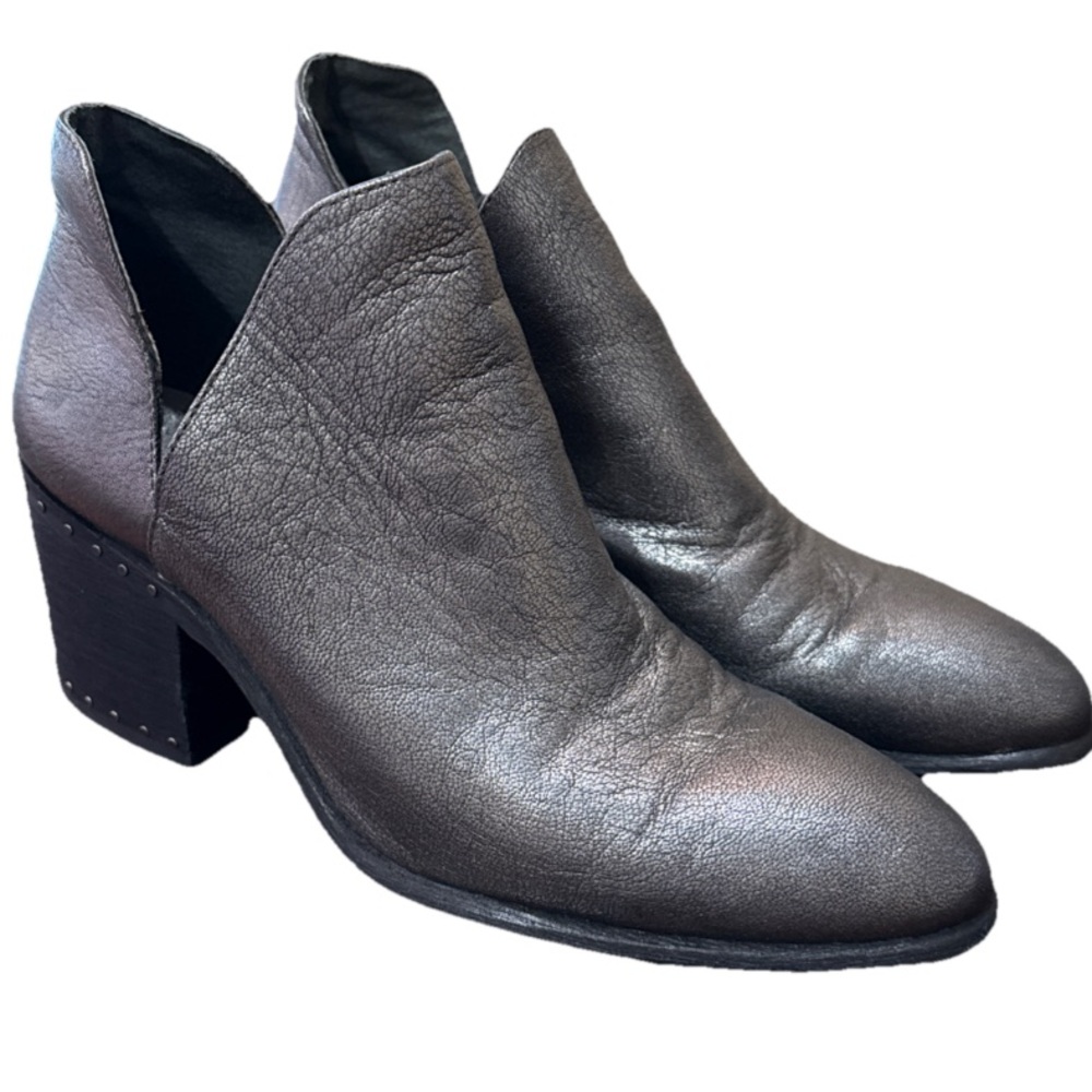 Vince Camuto Petran Metallic Pewter Gray Leather V-Cut Block Heel Ankle Booties